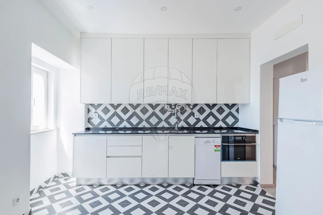 Apartamento T2 para Arrendamento em Ajuda Foto 1