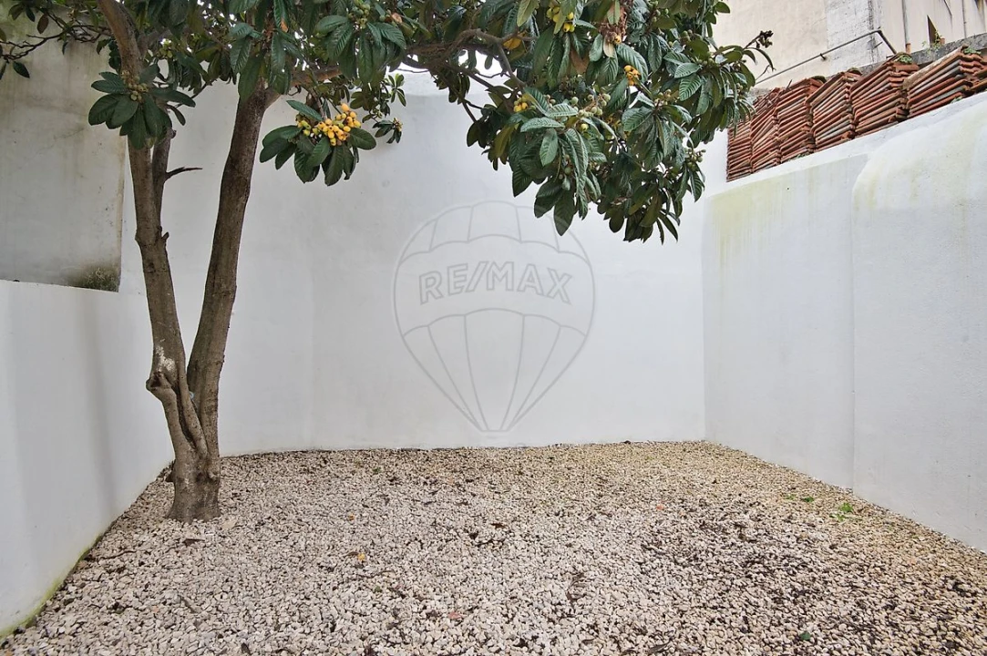 Apartamento T3 para Arrendamento em São Vicente Foto 27