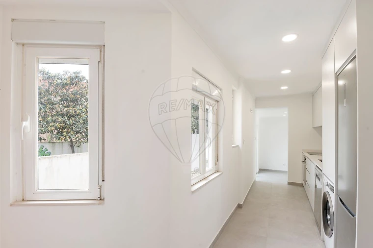 Apartamento T3 para Arrendamento em São Vicente Foto 20