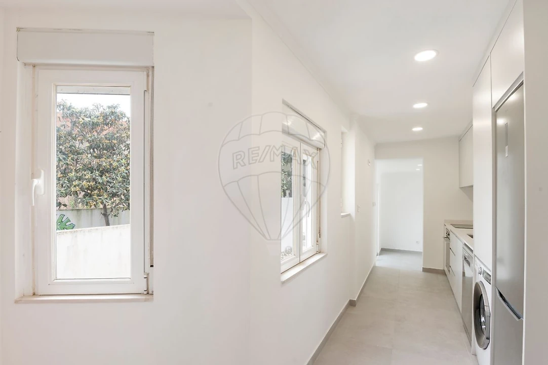 Apartamento T3 para Arrendamento em São Vicente Foto 20