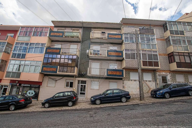 Apartamento T2 para Venda em Alverca do Ribatejo e Sobralinho Foto 5