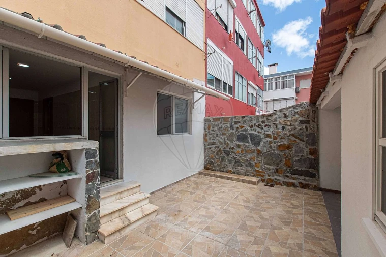 Apartamento T2 para Venda em Alverca do Ribatejo e Sobralinho Foto 19