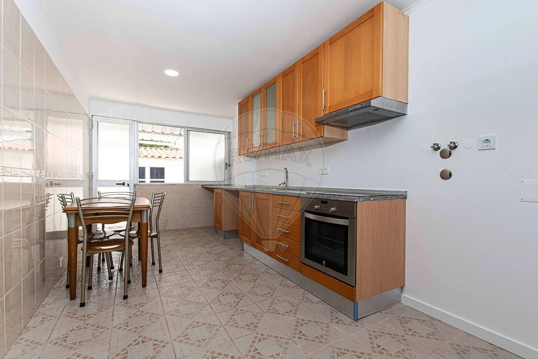 Apartamento T2 para Venda em Alverca do Ribatejo e Sobralinho Foto 14