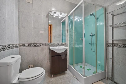 Apartamento T2 para Venda em Carregado e Cadafais