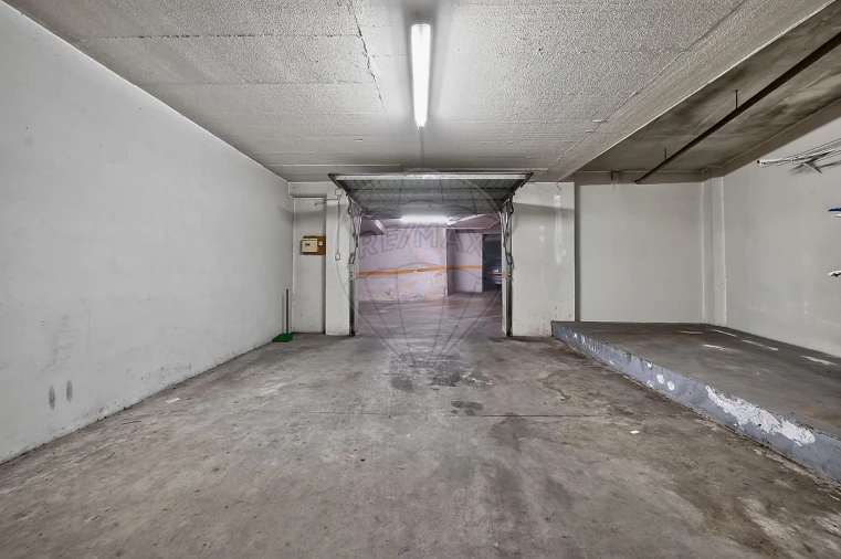 Apartamento T2 para Venda em Carregado e Cadafais Foto 15