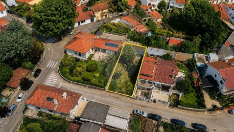 Terreno para Venda em São Mamede de Infesta e Senhora da Hora