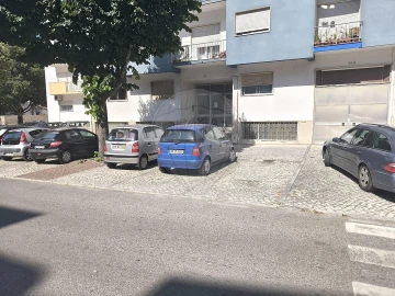 Armazém para Venda em Rio Maior