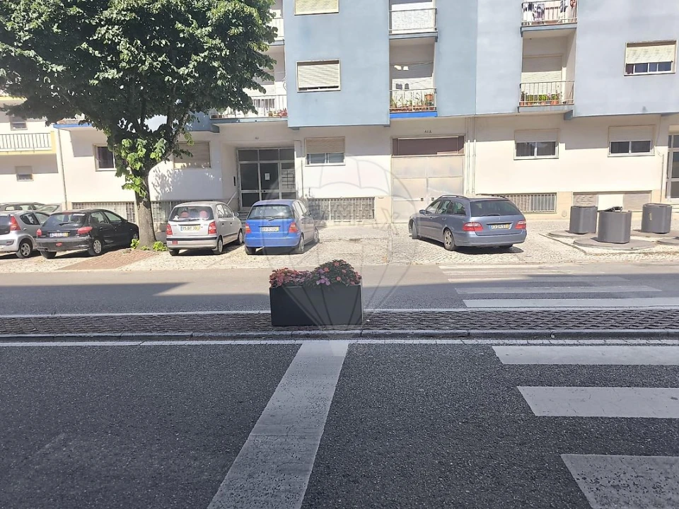 Armazém para Venda em Rio Maior Foto 6