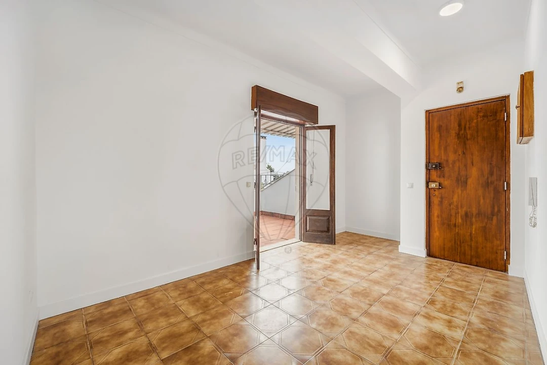 Apartamento T2 para Venda em Ponte de Sor, Tramaga e Vale de Açor Foto 8