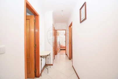 Apartamento T2 para Venda em Rio de Mouro