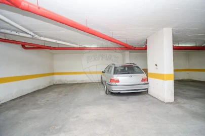 Apartamento T2 para Venda em Rio de Mouro