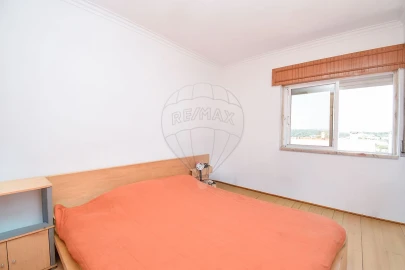 Apartamento T2 para Venda em Rio de Mouro