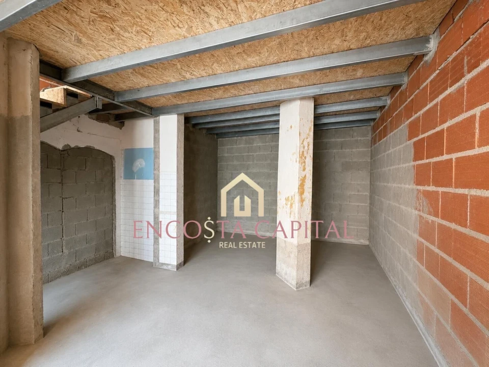 Apartamento T1 para Venda em Sacavém e Prior Velho Foto 13
