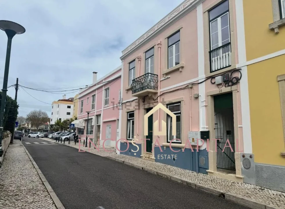 Moradia T2 para Venda em Carcavelos e Parede Foto 1