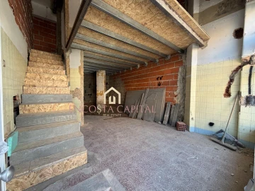 Apartamento T2 para Venda em Sacavém e Prior Velho