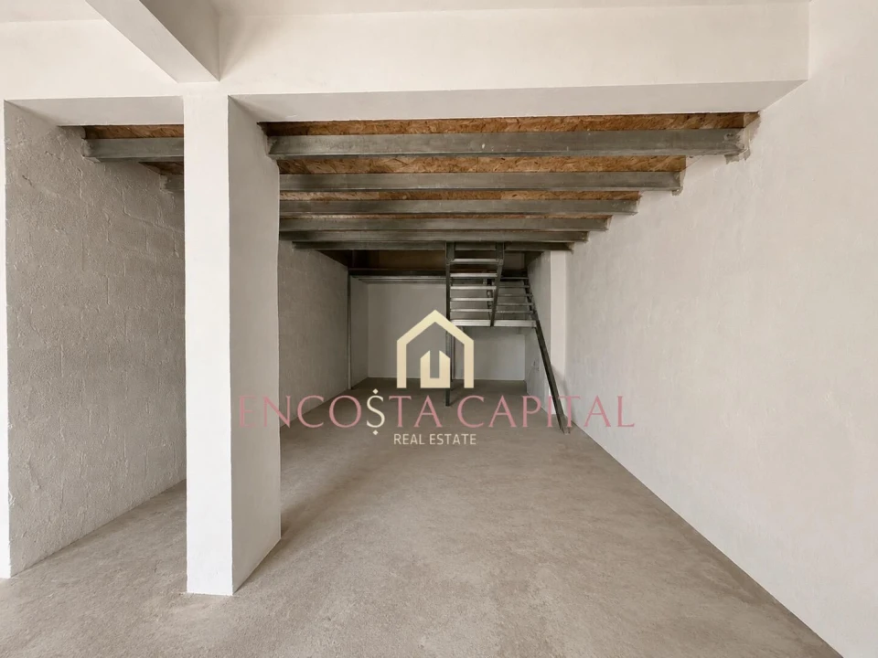 Apartamento T2 para Venda em Sacavém e Prior Velho Foto 5