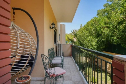 Moradia T8 para Venda em Oeiras e São Julião da Barra, Paço de Arcos e Caxias