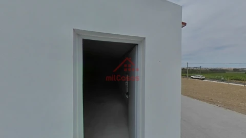 Moradia T2 para Venda em São Pedro da Cadeira