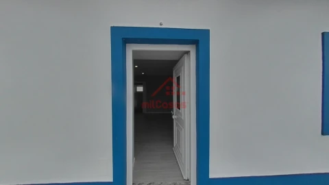 Moradia T2 para Venda em São Pedro da Cadeira
