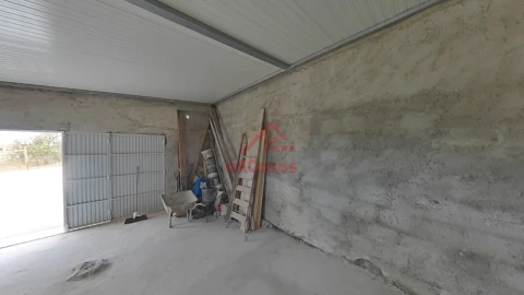 Moradia T2 para Venda em São Pedro da Cadeira