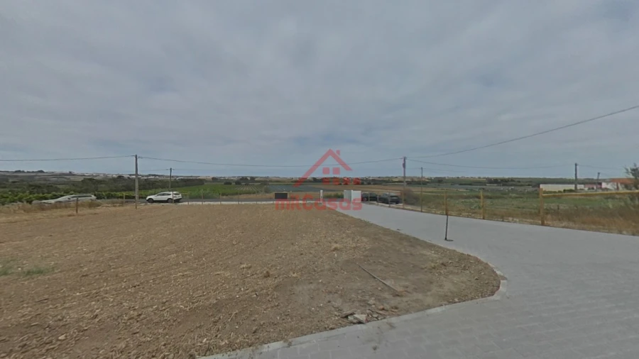 Moradia T2 para Venda em São Pedro da Cadeira Foto 51