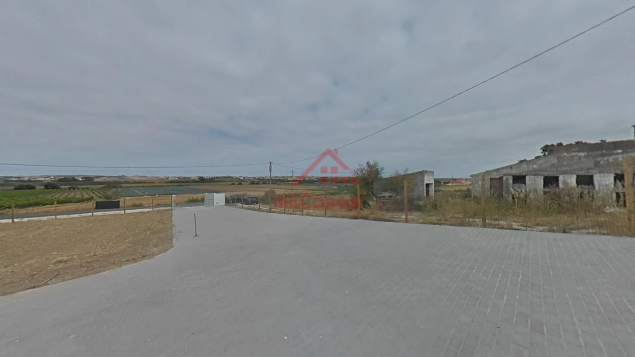 Moradia T2 para Venda em São Pedro da Cadeira Foto 60