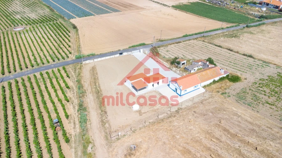 Moradia T2 para Venda em São Pedro da Cadeira