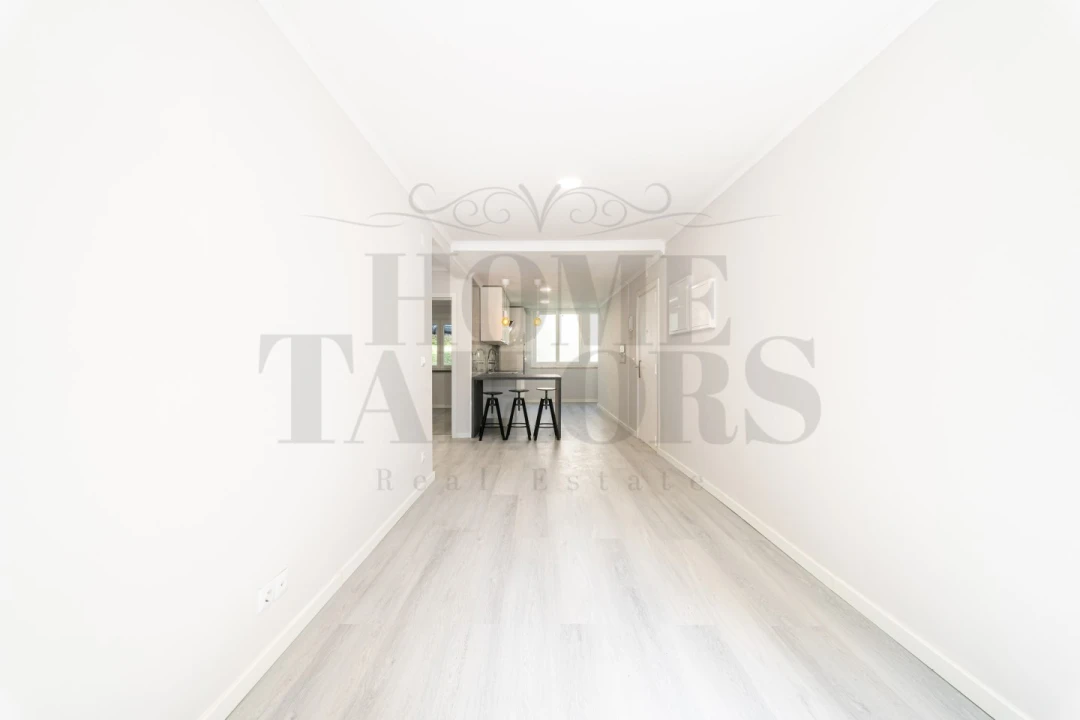 Apartamento T2 para Venda em Benfica Foto 6