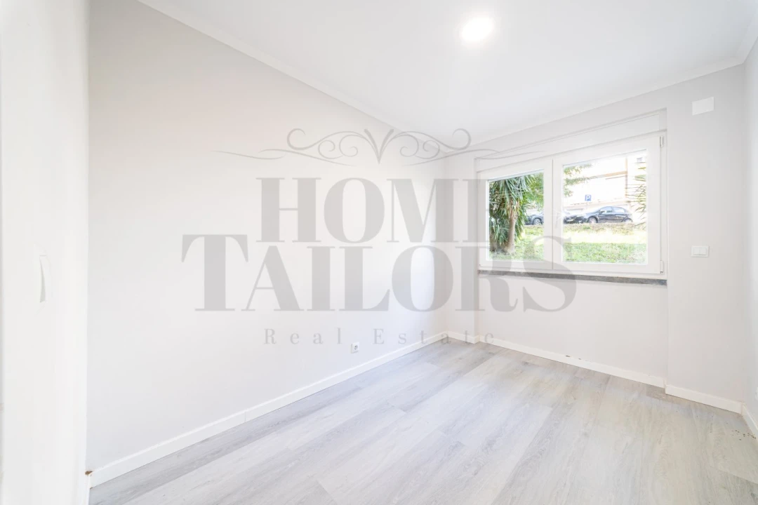 Apartamento T2 para Venda em Benfica Foto 13