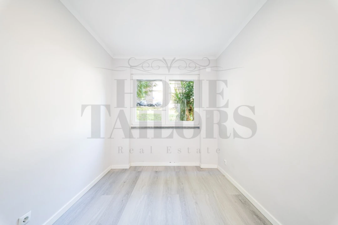 Apartamento T2 para Venda em Benfica Foto 17