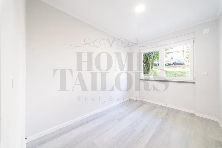 Apartamento T2 para Venda em Benfica Foto 13