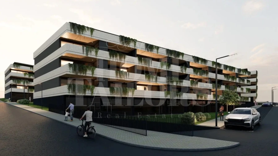 Apartamento T1 para Venda em Campos e Vila Meã