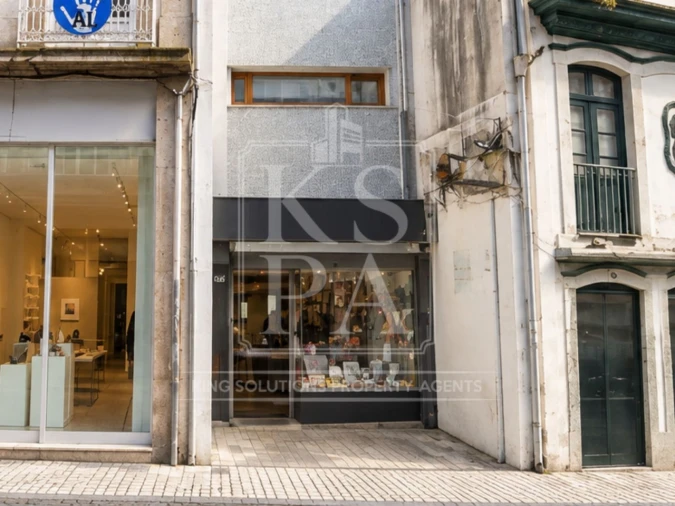 Loja para Arrendamento em Cedofeita, Santo Ildefonso, Sé, Miragaia, São Nicolau e Vitória Foto 2