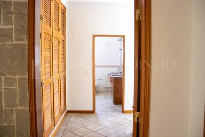 Moradia T4 para Venda em Sesimbra (Castelo)