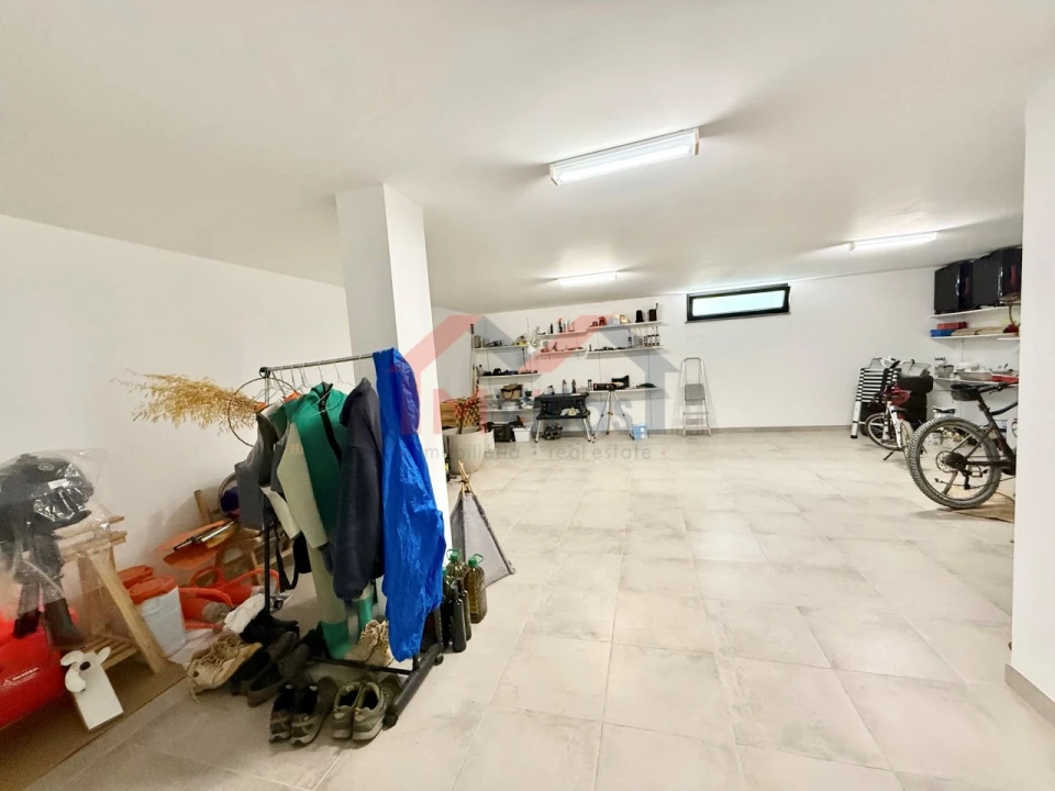 Moradia T4 para Venda em Pechão Foto 38