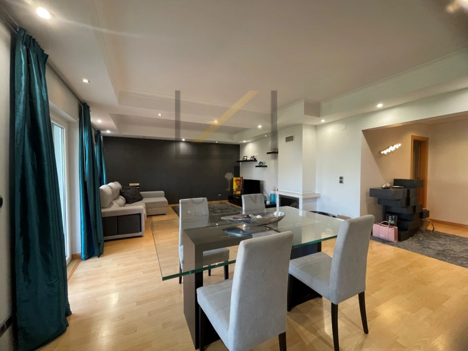 Apartamento T2 para Venda em Palmela Foto 9