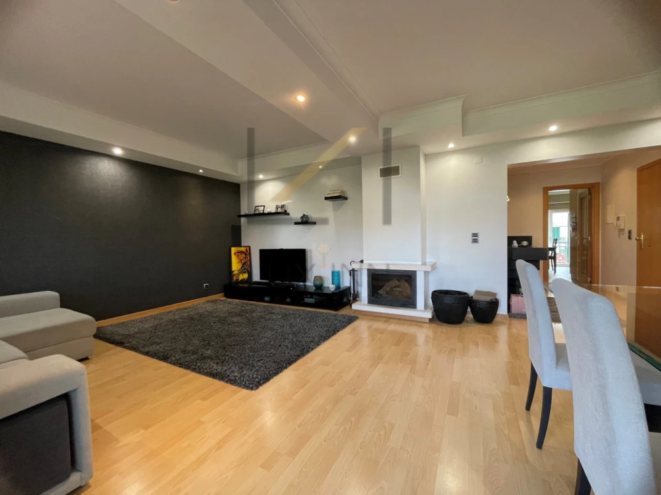 Apartamento T2 para Venda em Palmela Foto 12