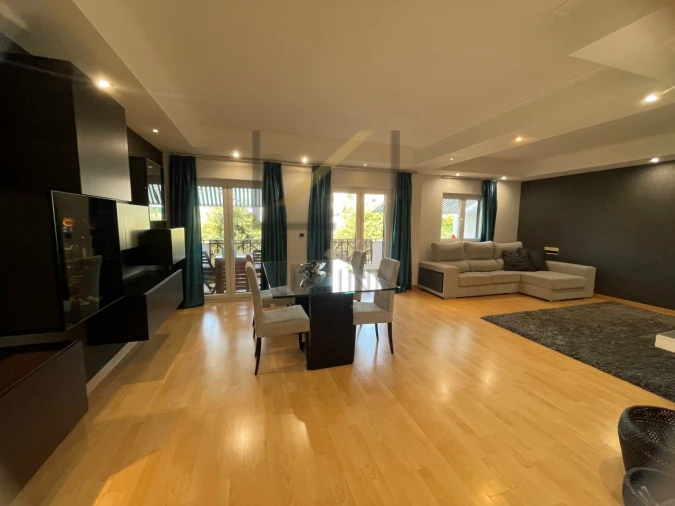Apartamento T2 para Venda em Palmela Foto 6