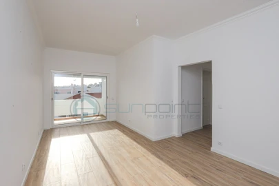 Apartamento T1 para Arrendamento em Luz