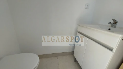 Moradia T3 para Venda em Quarteira