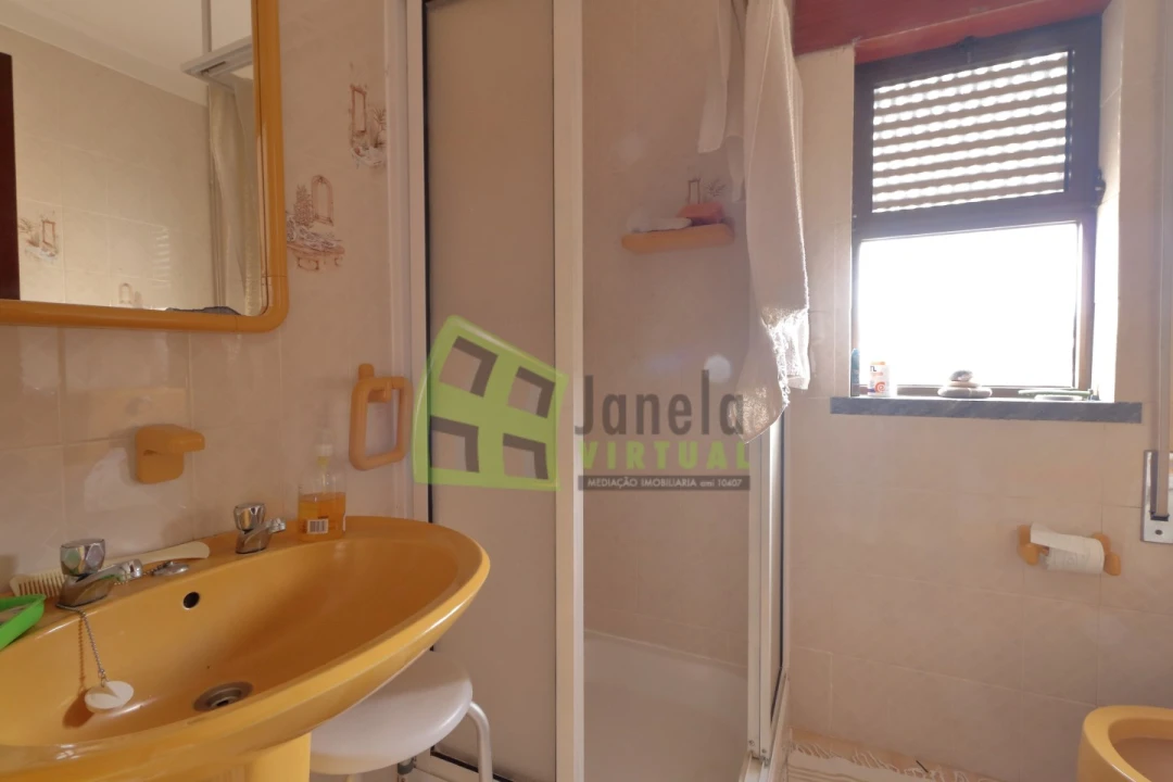 Quinta T4 para Venda em Cabeção Foto 13
