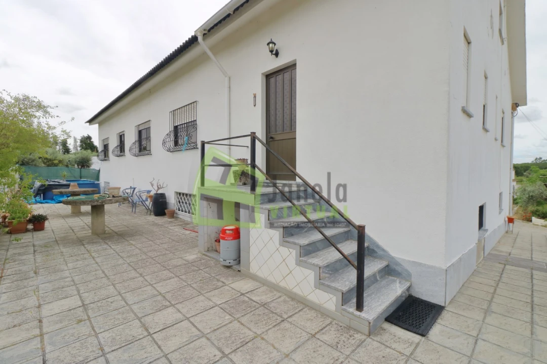 Quinta T4 para Venda em Cabeção Foto 37