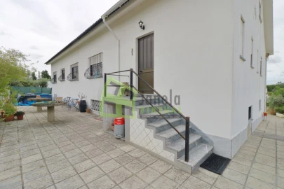 Quinta T4 para Venda em Cabeção
