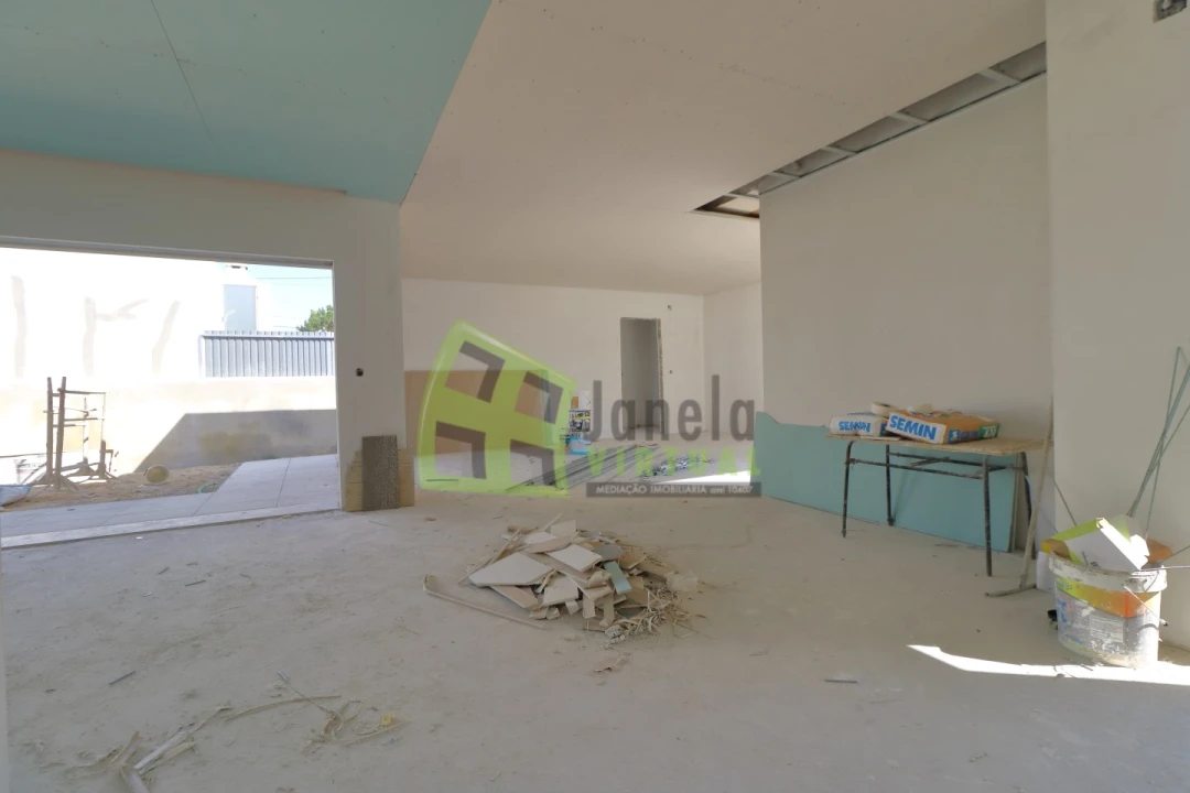 Moradia T3 para Venda em Fernao Ferro Foto 6