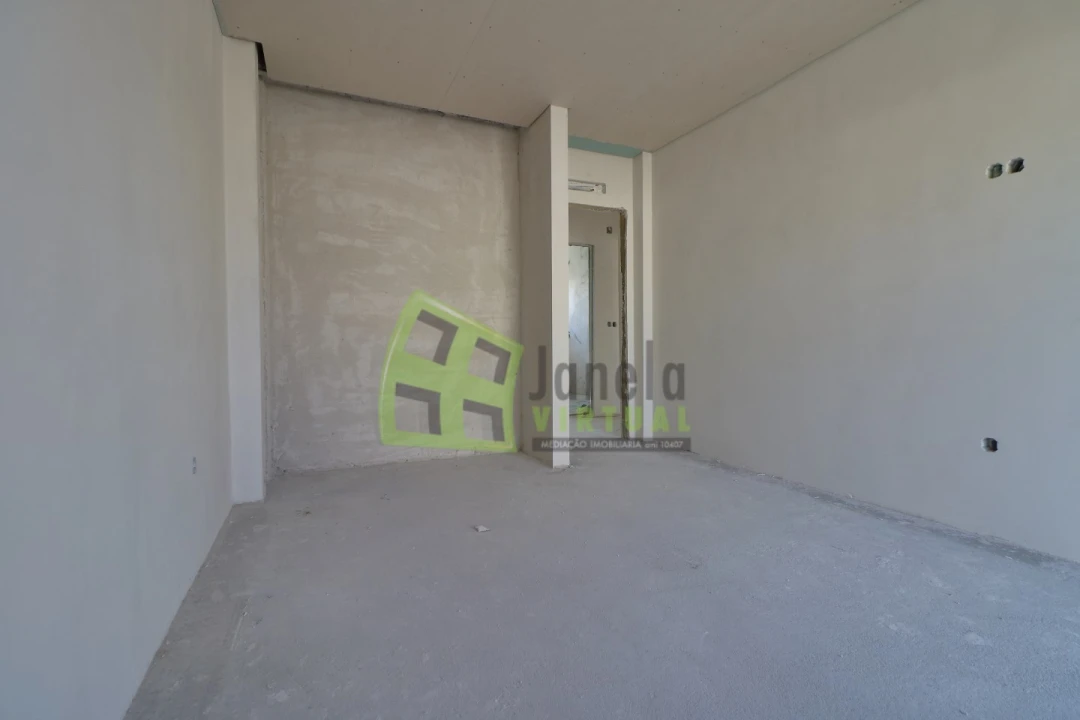 Moradia T3 para Venda em Fernao Ferro Foto 16