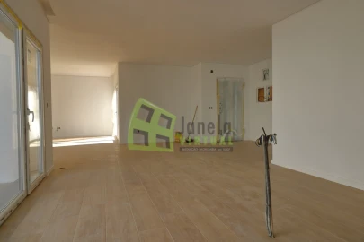 Moradia T3 para Venda em Fernao Ferro