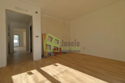 Moradia T3 para Venda em Fernao Ferro
