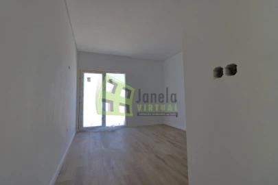 Moradia T3 para Venda em Fernao Ferro