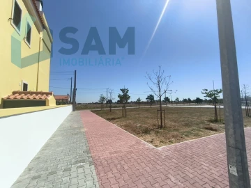 Loja para Venda em Salvaterra de Magos e Foros de Salvaterra