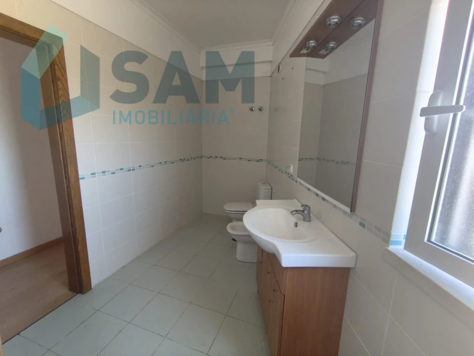 Apartamento T4 para Venda em Salvaterra de Magos e Foros de Salvaterra Foto 16